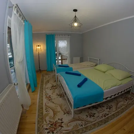 Holiday home Dom Bluszcz